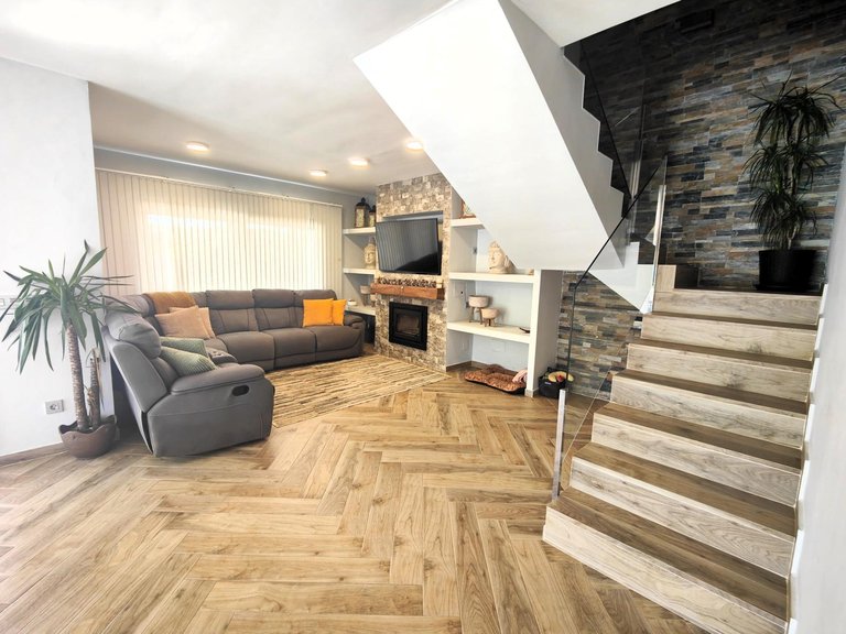 Villa for Sale in Costa Blanca Cabo Roig, Alicante 11