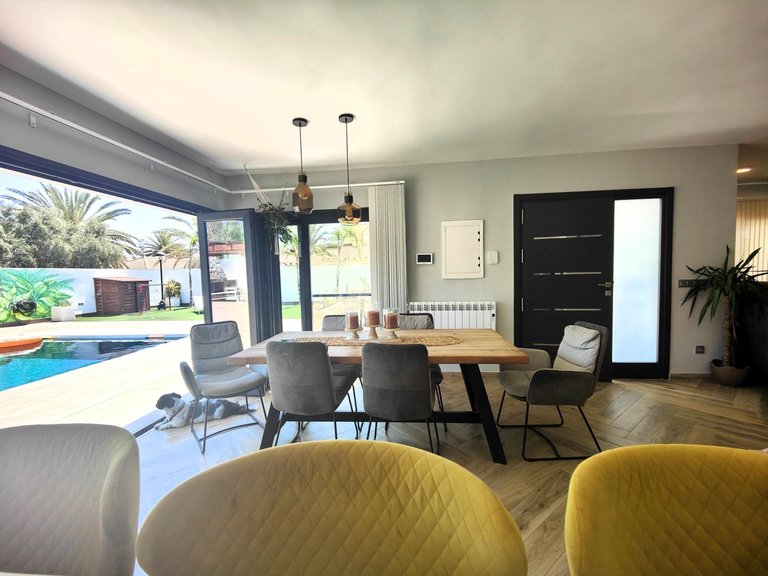 Villa for Sale in Costa Blanca Cabo Roig, Alicante 17