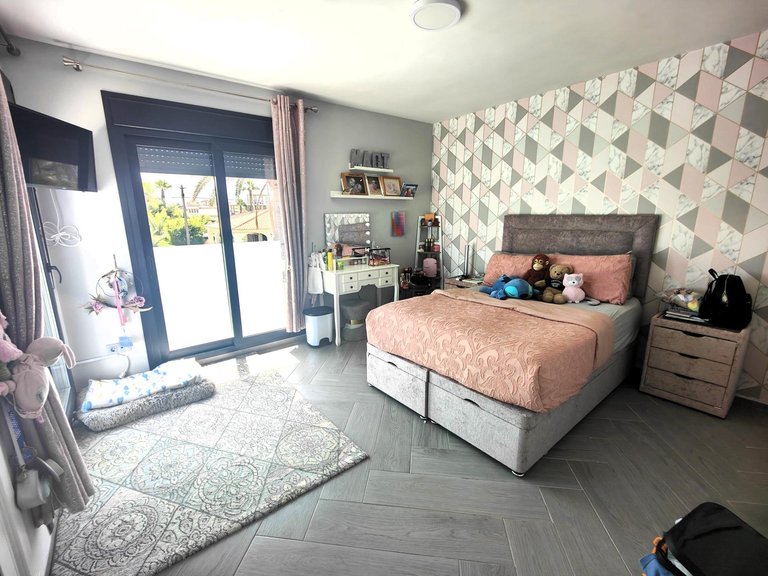 Villa for Sale in Costa Blanca Cabo Roig, Alicante 30