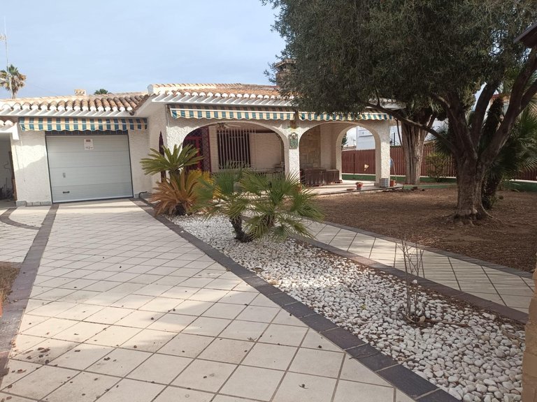 Villa for Sale in Costa Blanca Orihuela Costa, Alicante 7
