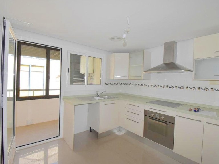 Apartment for Sale in Costa Blanca Torrevieja, Alicante 12