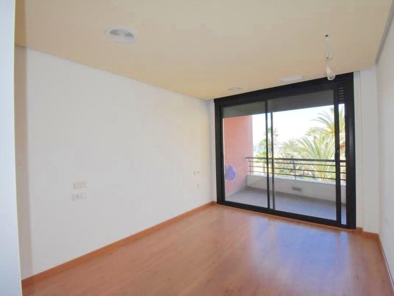 Apartment for Sale in Costa Blanca Torrevieja, Alicante 18