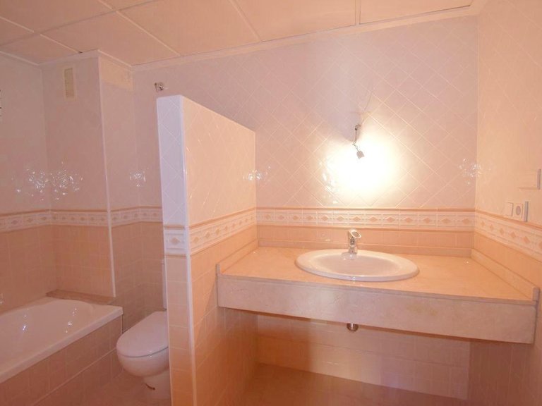 Apartment for Sale in Costa Blanca Torrevieja, Alicante 30