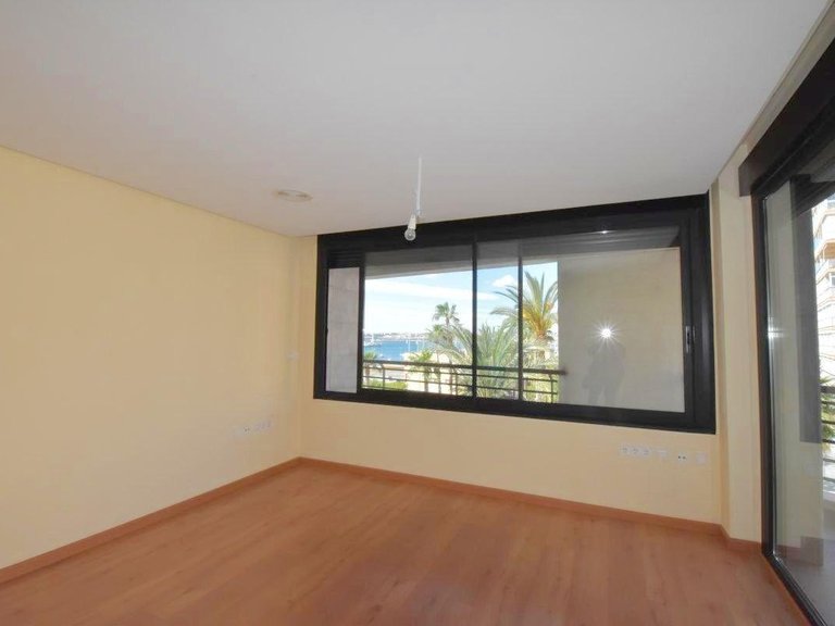 Apartment for Sale in Costa Blanca Torrevieja, Alicante 6