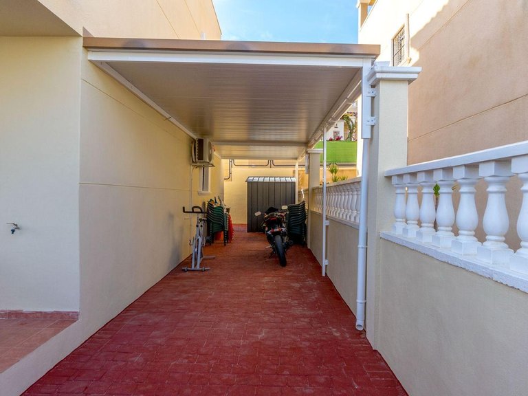 Town House for Sale in Inland San Miguel De Salinas, Alicante 11