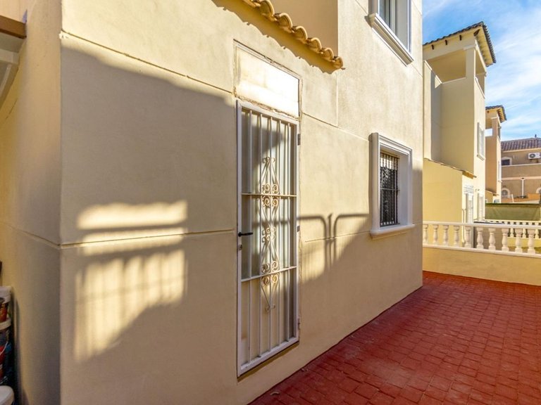 Town House for Sale in Inland San Miguel De Salinas, Alicante 6