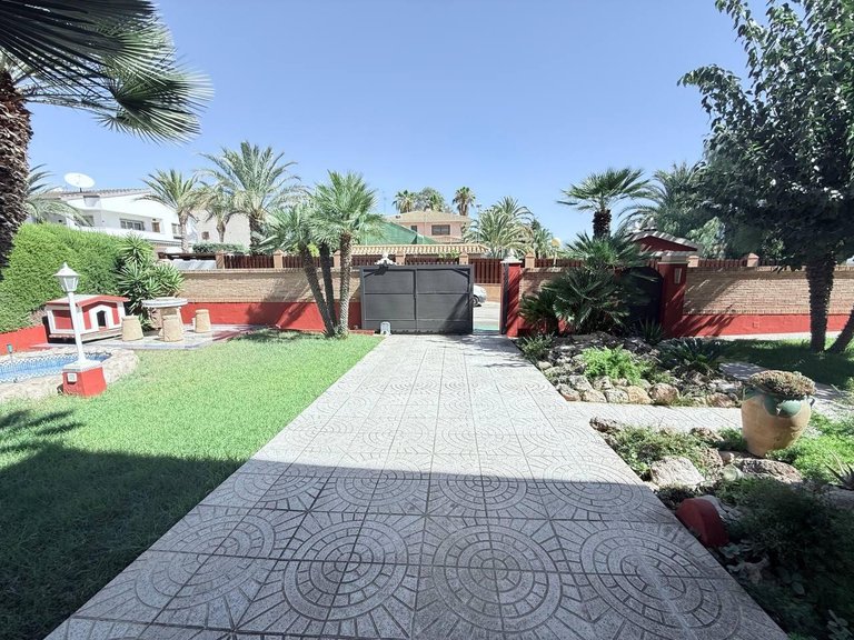 Villa for Sale in Costa Blanca Campoamor, Alicante 20