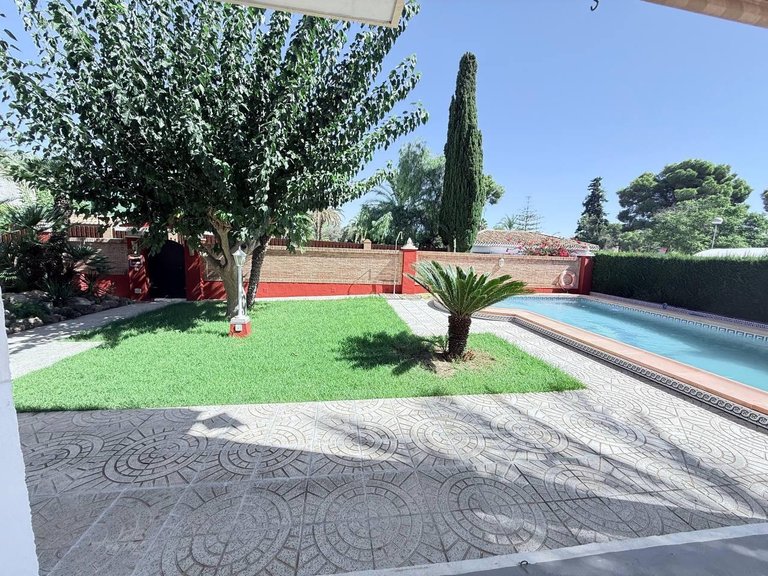 Villa for Sale in Costa Blanca Campoamor, Alicante 7