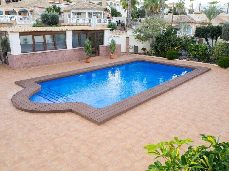 Villa for Sale in Costa Blanca Torrevieja, Alicante 18