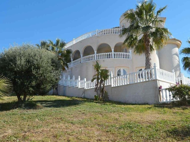 Villa for Sale in Inland Rojales, Alicante 10
