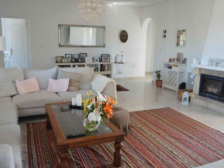 Villa for Sale in Inland Rojales, Alicante 12