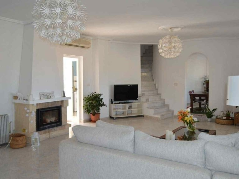 Villa for Sale in Inland Rojales, Alicante 18