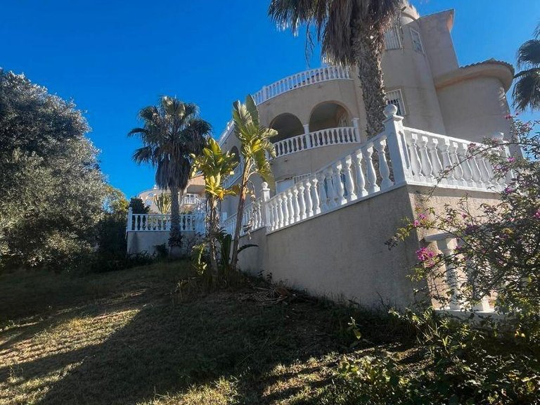 Villa for Sale in Inland Rojales, Alicante 31