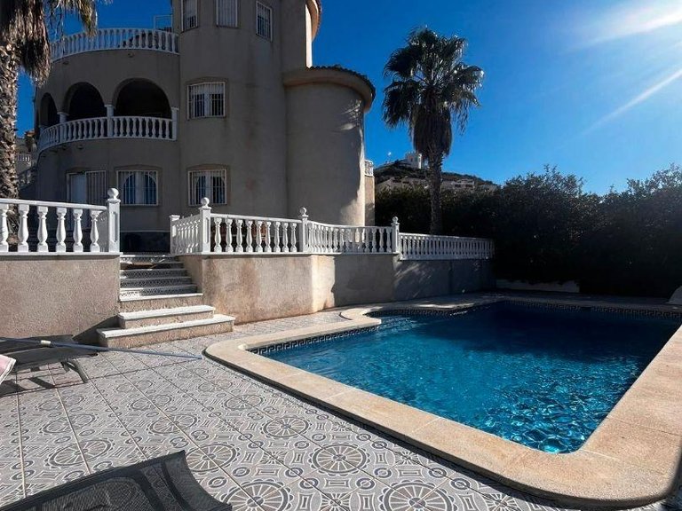 Villa for Sale in Inland Rojales, Alicante 32