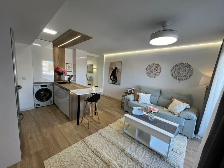 Apartment for Sale in Costa Blanca Torrevieja, Alicante 1