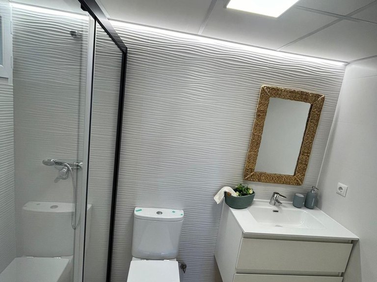 Apartment for Sale in Costa Blanca Torrevieja, Alicante 25