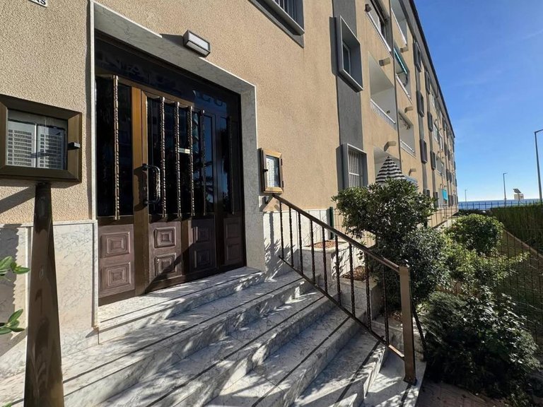 Apartment for Sale in Costa Blanca Torrevieja, Alicante 37