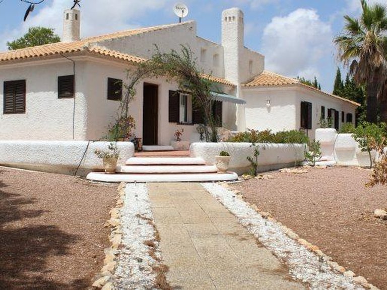 Villa for Sale in Costa Blanca Orihuela Costa, Alicante 1