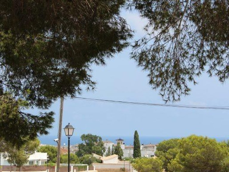 Villa for Sale in Costa Blanca Orihuela Costa, Alicante 6