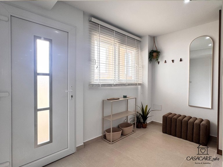 Apartment for Sale in Costa Blanca Torrevieja, Alicante 12