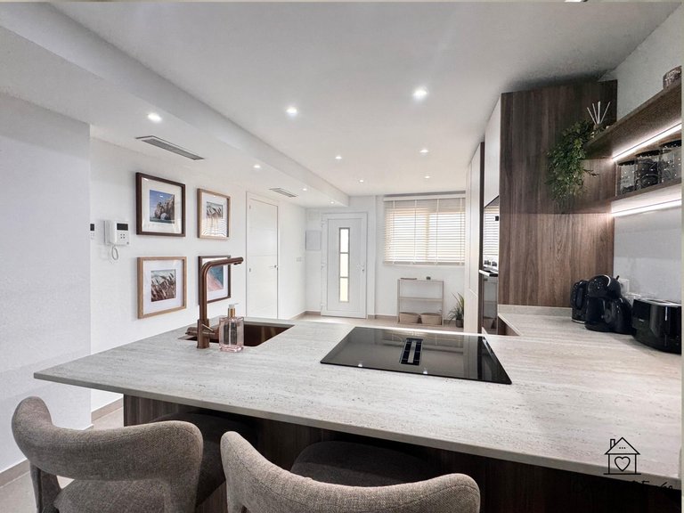 Apartment for Sale in Costa Blanca Torrevieja, Alicante 5