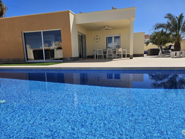 Villa for Sale in Costa Blanca Torrevieja, Alicante 41