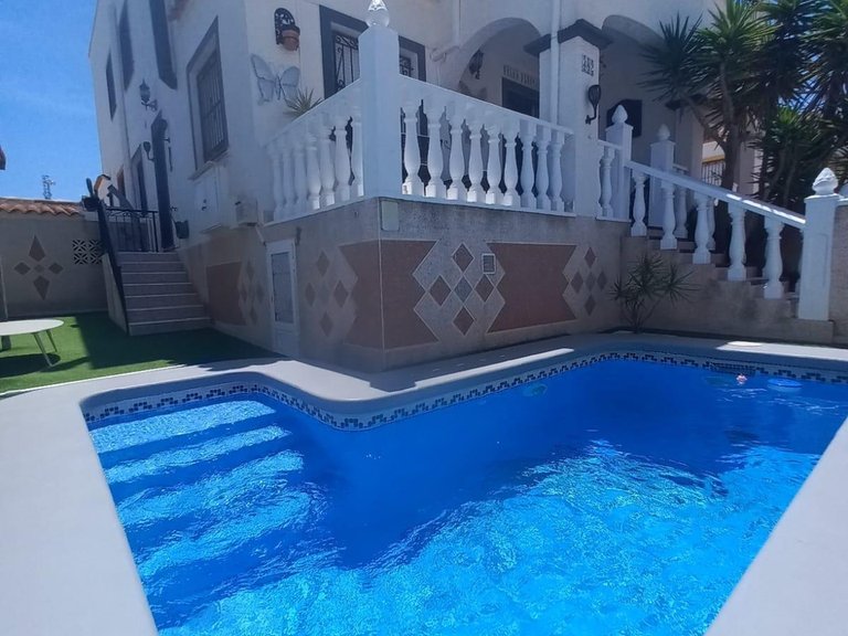Town House for Sale in Costa Blanca Orihuela Costa, Alicante 1