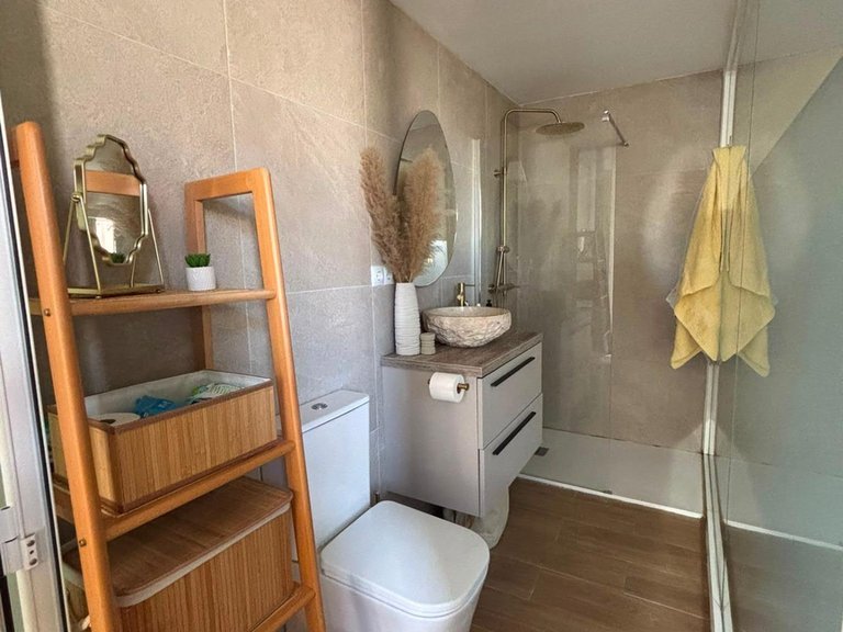 Apartment for Sale in Costa Blanca Torrevieja, Alicante 17