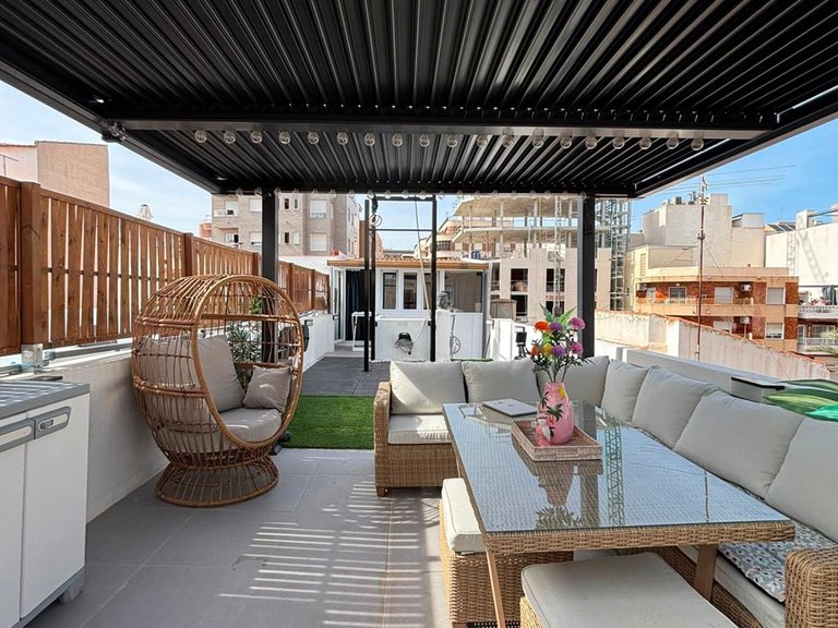 Apartment for Sale in Costa Blanca Torrevieja, Alicante 32