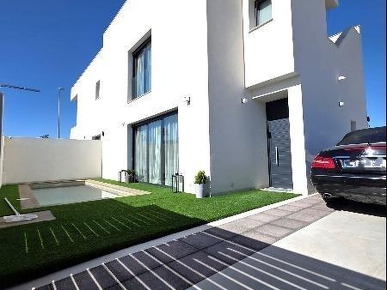 Villa for Sale in Costa Blanca Benijofar, Alicante 34