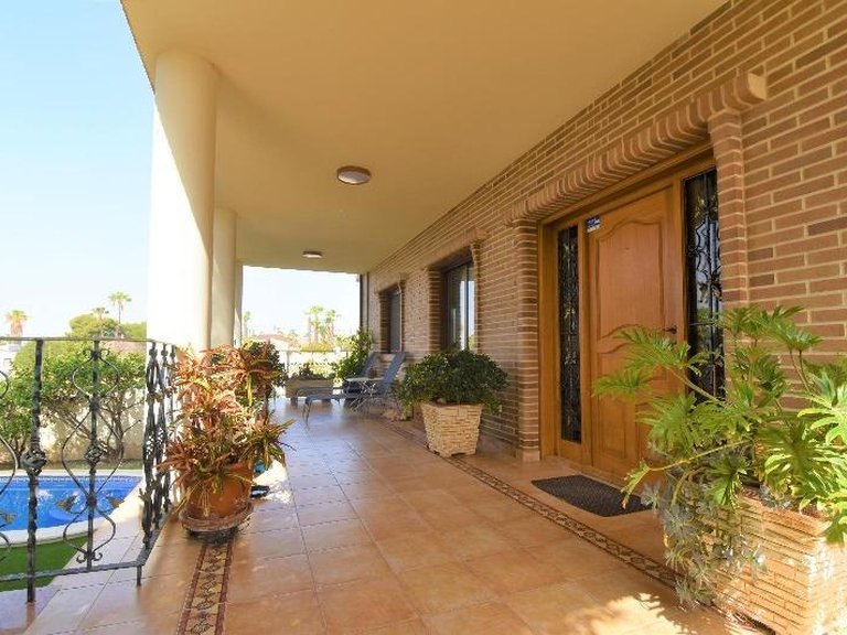 Villa for Sale in Costa Blanca Ciudad Quesada, Alicante 2