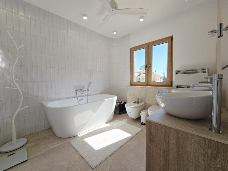 Villa for Sale in Costa Blanca Orihuela Costa, Alicante 24