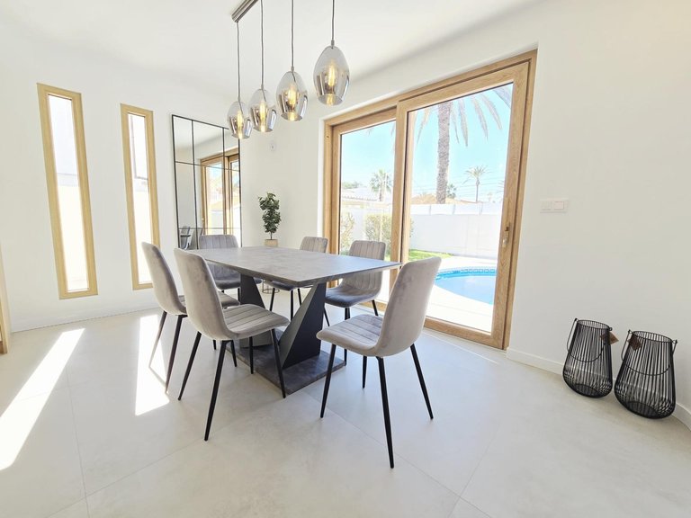 Villa for Sale in Costa Blanca Orihuela Costa, Alicante 3