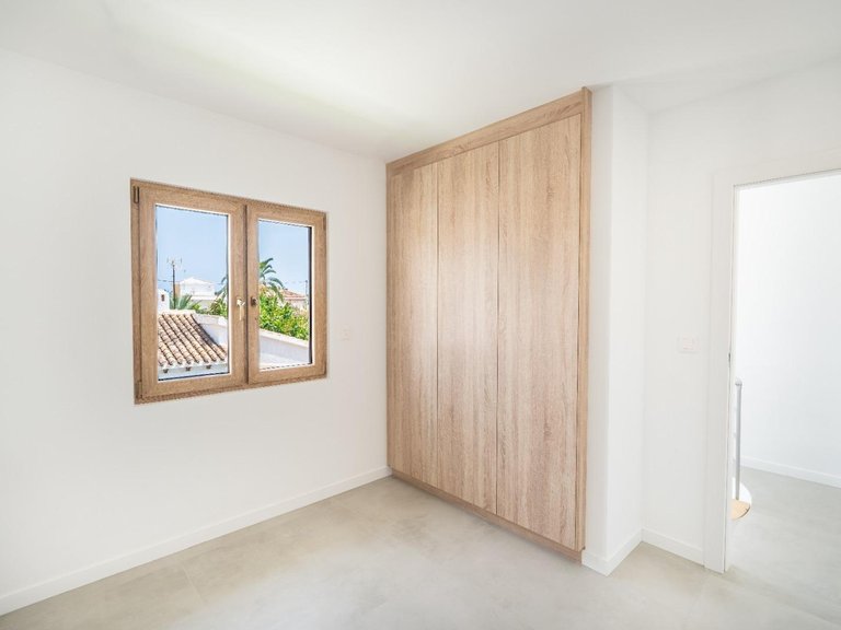 Villa for Sale in Costa Blanca Orihuela Costa, Alicante 32