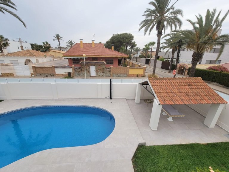 Villa for Sale in Costa Blanca Orihuela Costa, Alicante 43