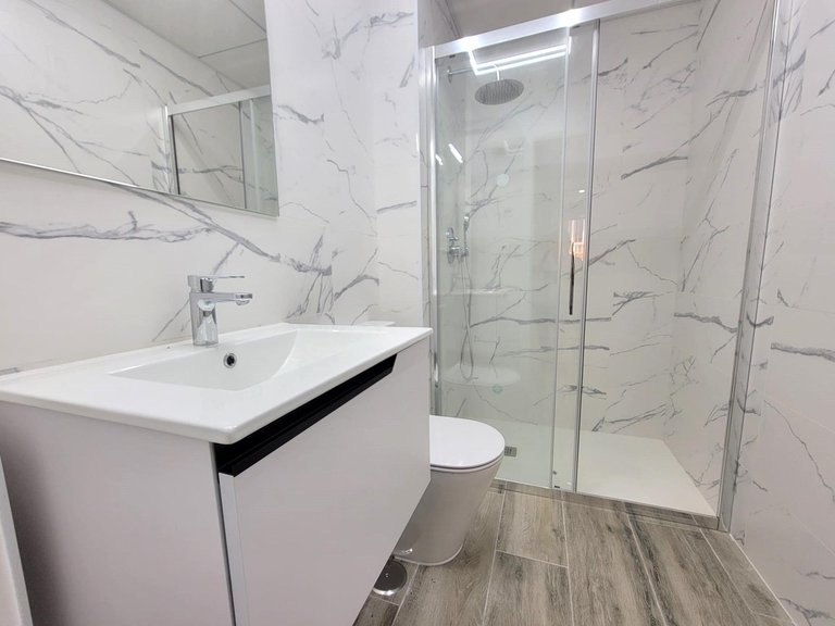 Apartment for Sale in Costa Blanca Torrevieja, Alicante 33