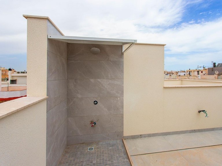 Apartment for Sale in Costa Blanca Torrevieja, Alicante 27