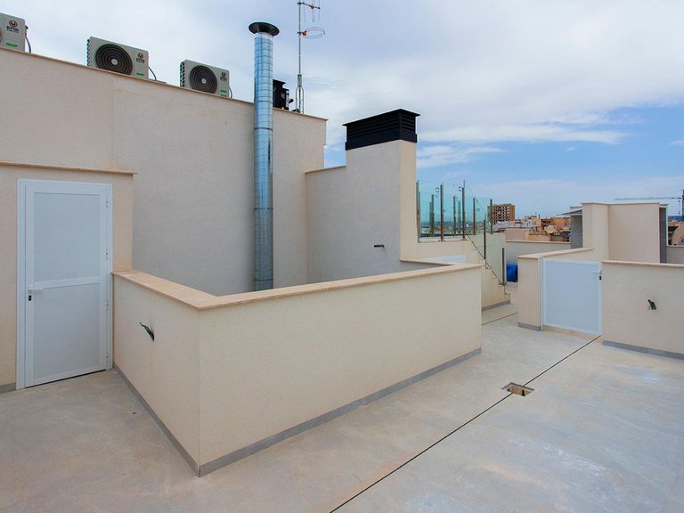 Apartment for Sale in Costa Blanca Torrevieja, Alicante 28