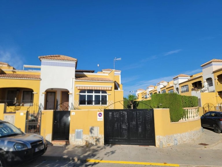 Town House for Sale in Los Montesinos, Alicante 43