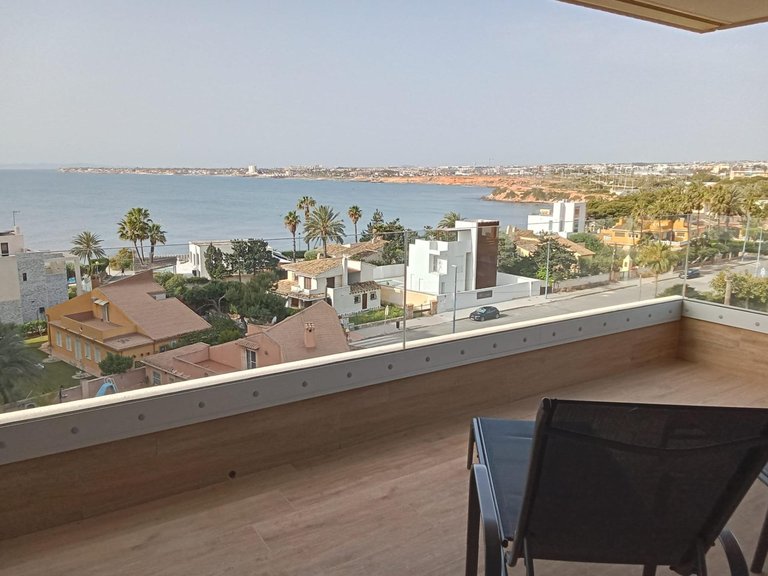 Apartment for Sale in Costa Blanca Torrevieja, Alicante 1