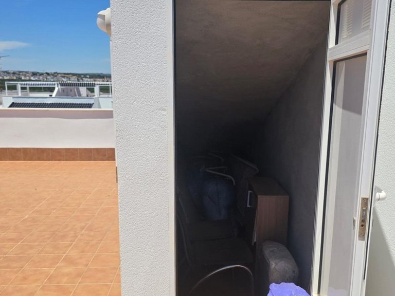 Penthouse for Sale in Costa Blanca Torrevieja, Alicante 36