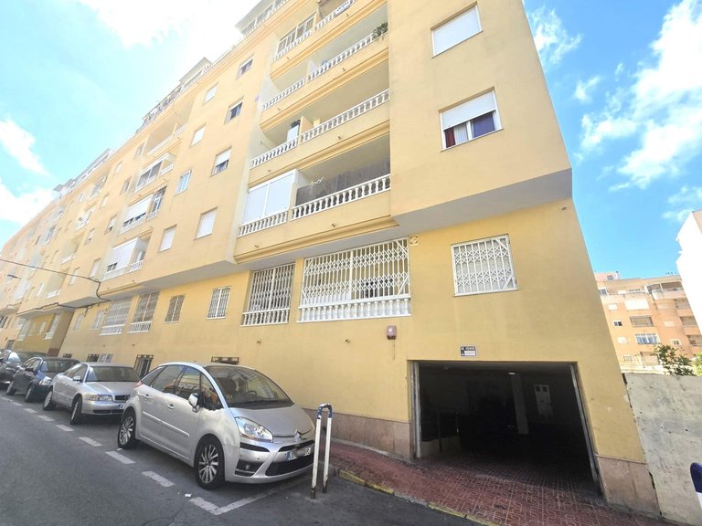 Apartment for Sale in Torrevieja, Alicante 36