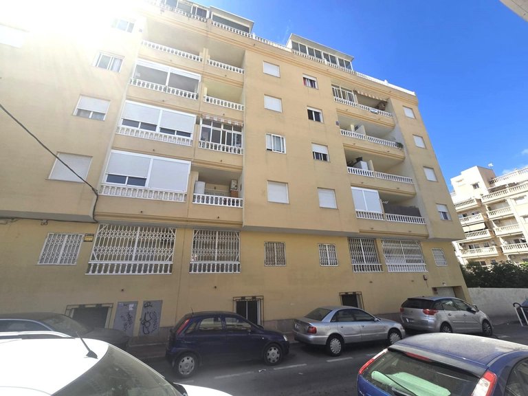 Apartment for Sale in Torrevieja, Alicante 37