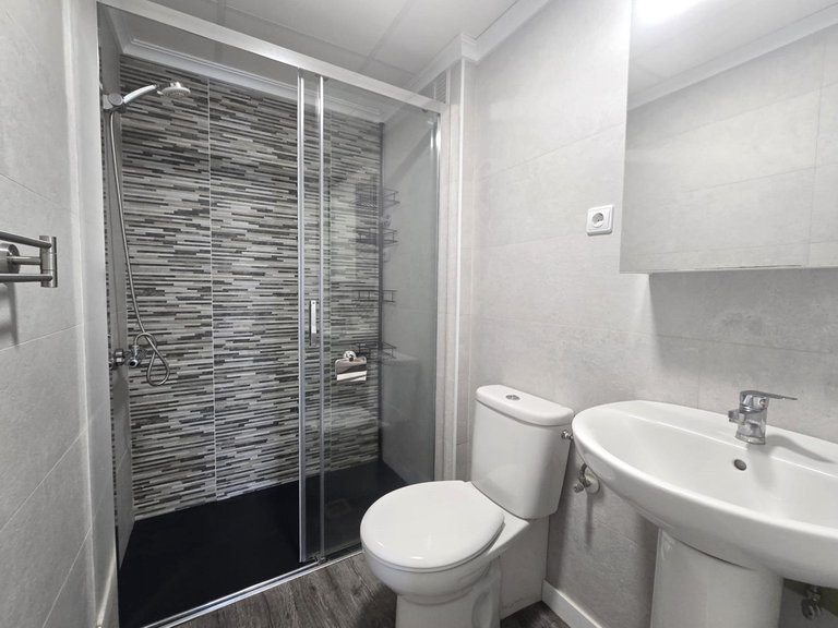 Apartment for Sale in Torrevieja, Alicante 24