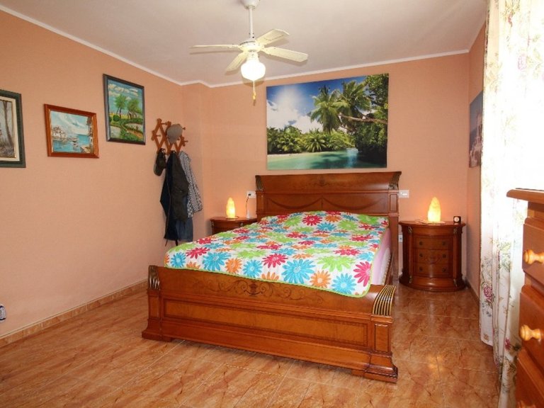 Villa for Sale in Costa Blanca Torrevieja, Alicante 18