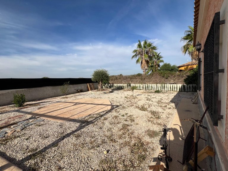 Villa for Sale in Costa Blanca Dolores, Alicante 28