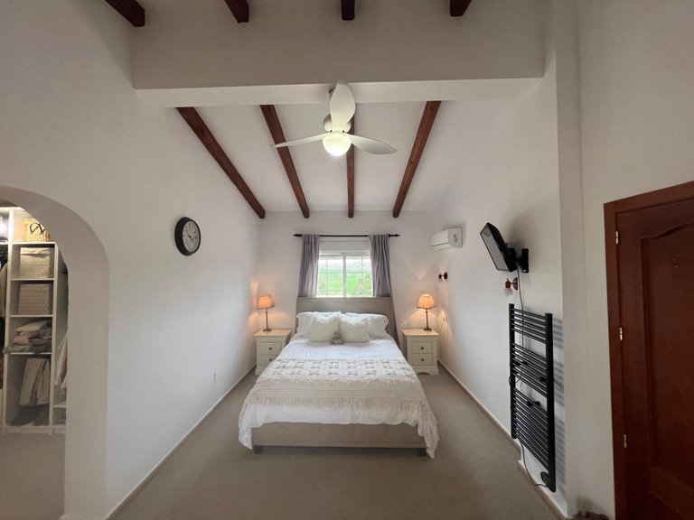 Country House for Sale in Costa Blanca Dolores, Alicante 11