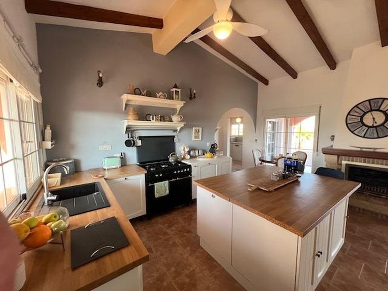 Country House for Sale in Costa Blanca Dolores, Alicante 25