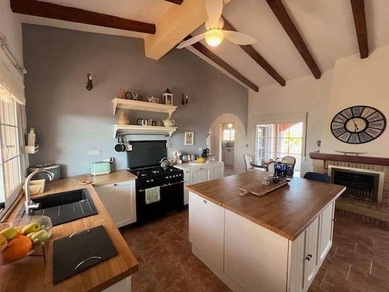 Country House for Sale in Costa Blanca Dolores, Alicante 26