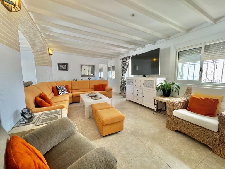 Villa for Sale in Costa Blanca Dolores, Alicante 21